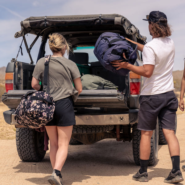 EQ Duffle 50L - Black – Dakine